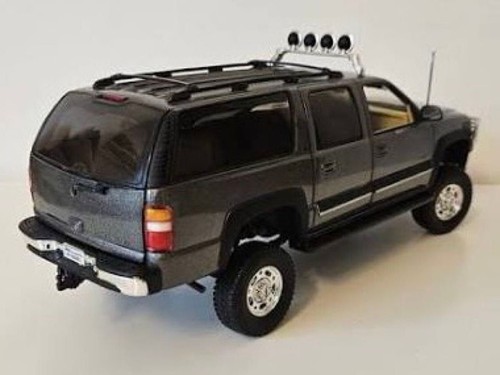 Ertel chevrolet suburban - 1/18,